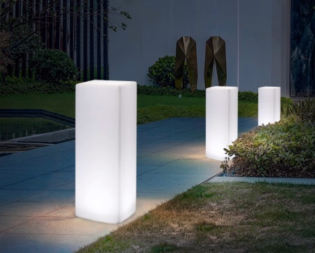 Светильник Колонна 30х180 питание от сети 220В, RGB Светильник Колонна 30х180 питание от сети 220В, RGB